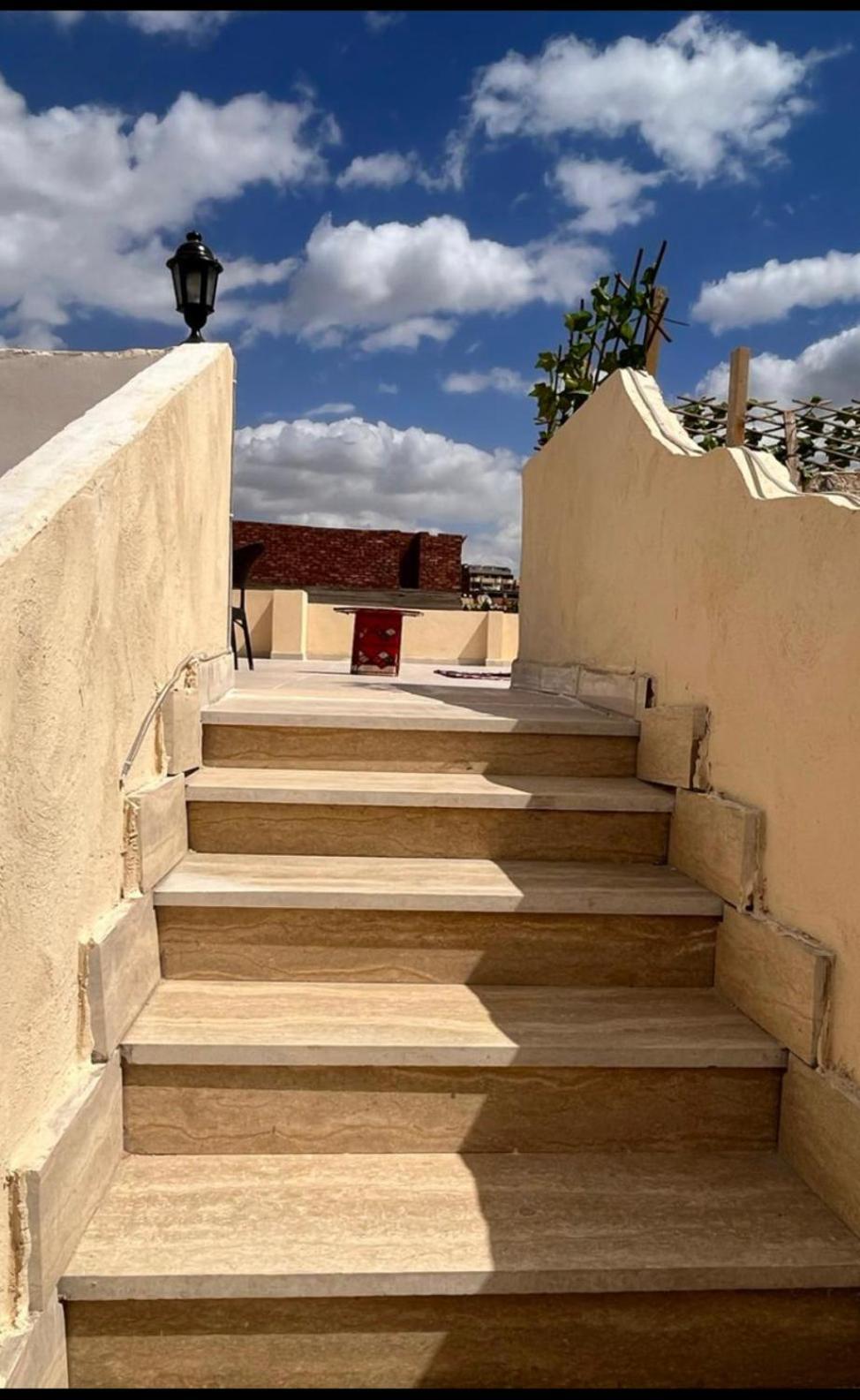 Hur Pyramids Land Inn Kafret el-Gabal Exteriér fotografie